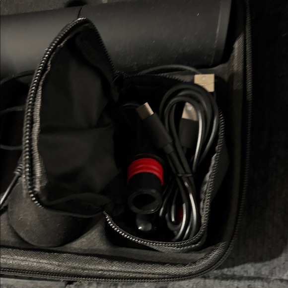 Black Massage Gun - Picture 3 of 4